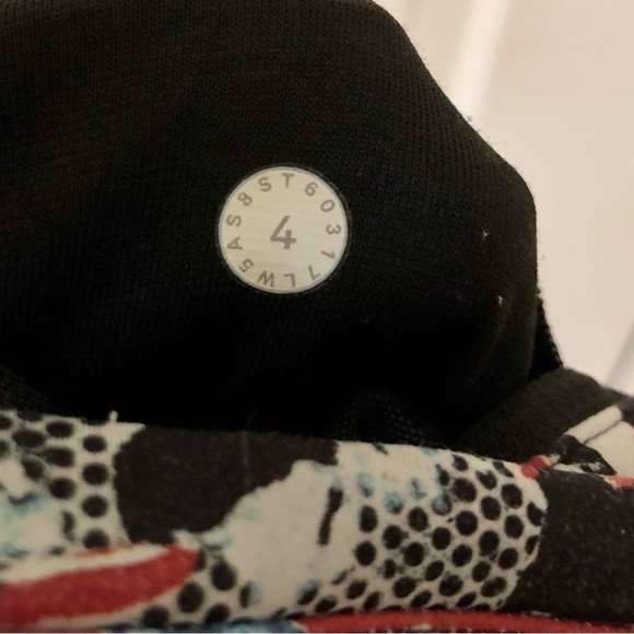 lululemon | size 4 Break Free Tight (25”) in Culture Clash Starlight Black - Picture 9 of 9